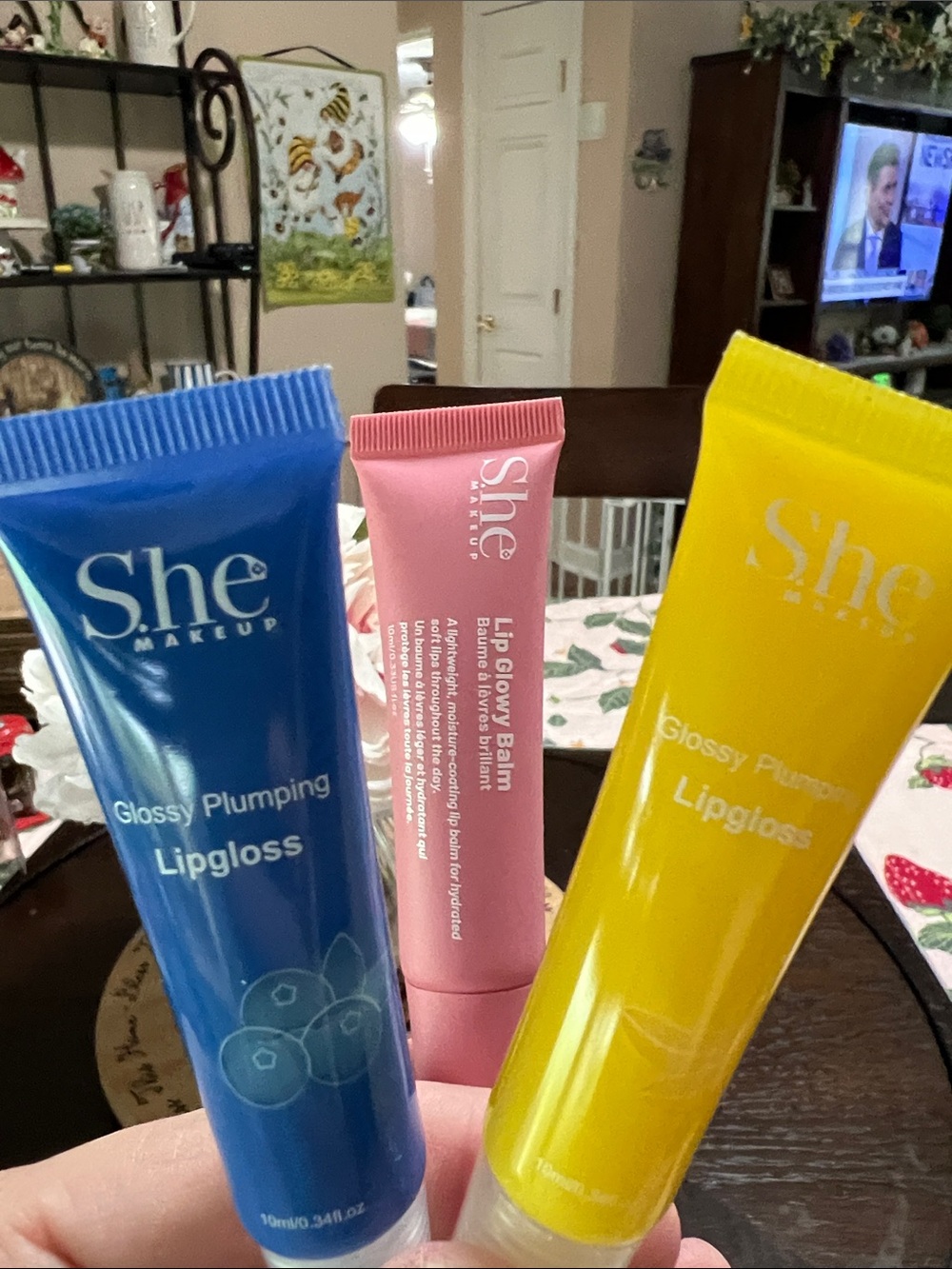 New SHE BEAUTY BUNDLE Glossy Plumping Lipgloss Trio — Blue, Pink, Yellow